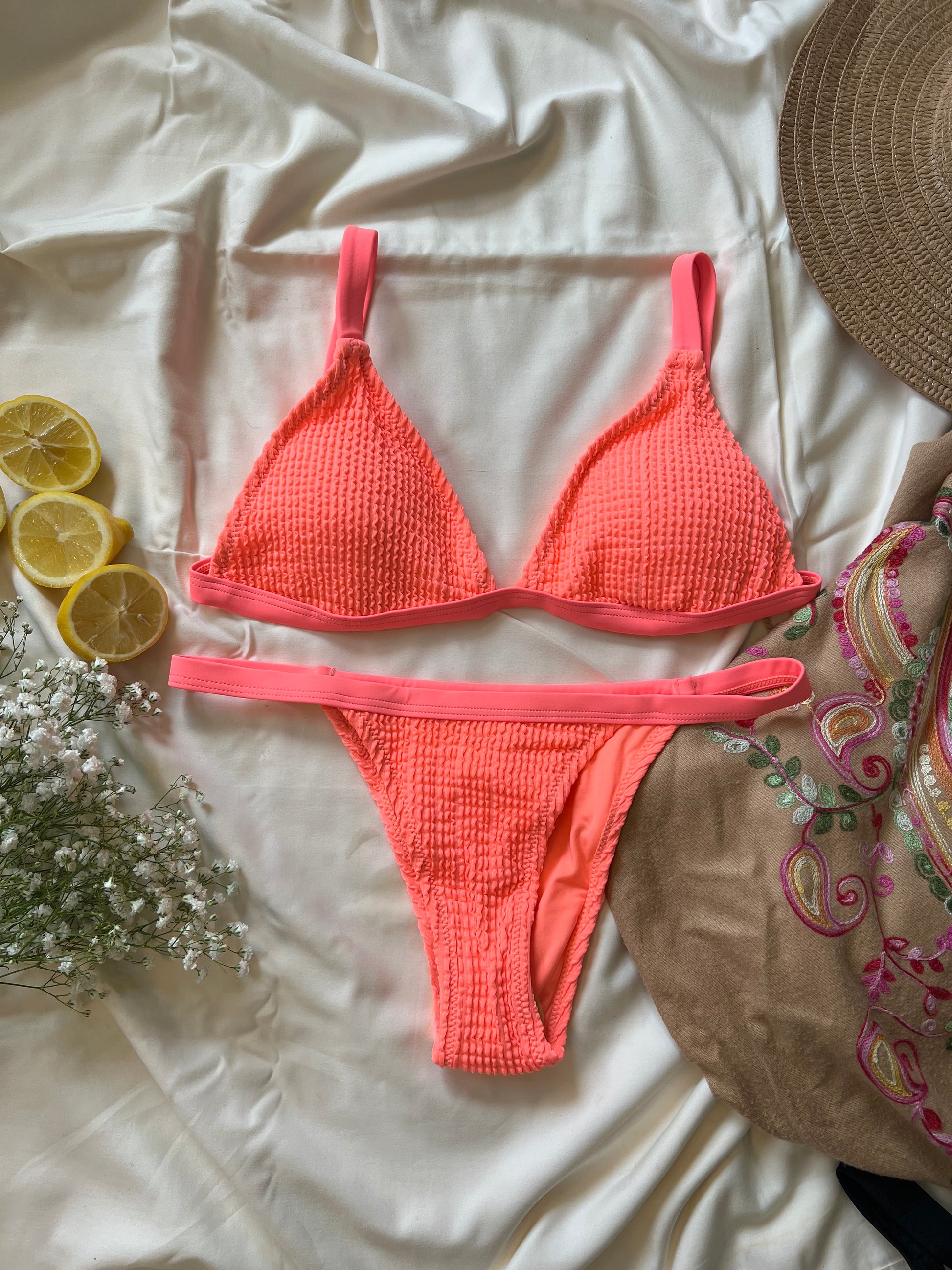 Lola pink